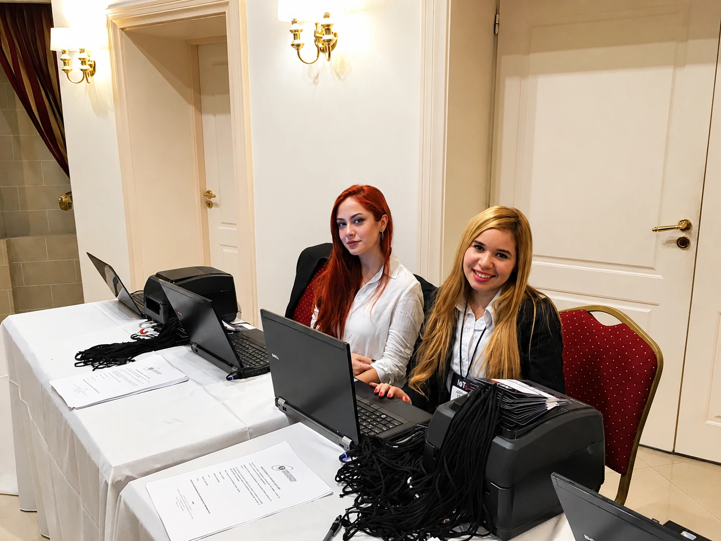 Equipo IOX preparando el setup de acreditación en Buenos Aires