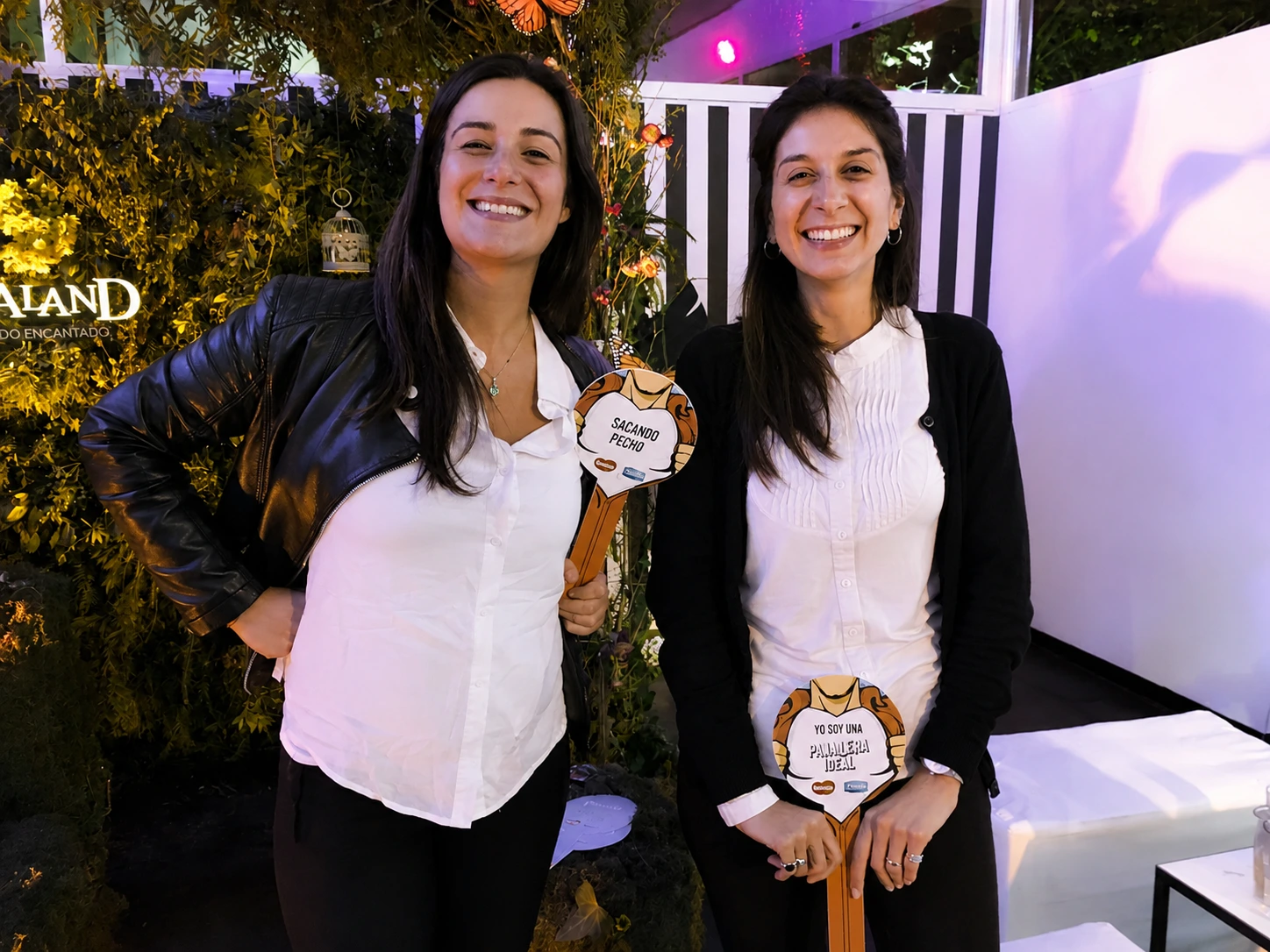 Acreditación de prensa y staff diferenciada por colores